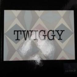 Coleção - Twiggy